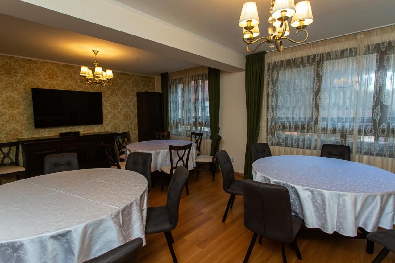 Vila Imperial Bed & Breakfast Sinaia Ngoại thất bức ảnh